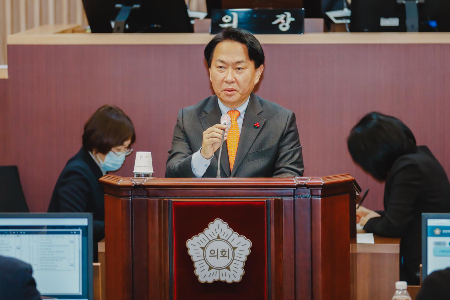 제295회 제2차 정례회 제2차 본회의(구정질문) 3