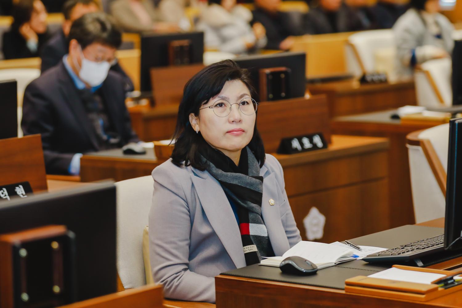 제295회 제2차 정례회 제2차 본회의(구정질문) 9