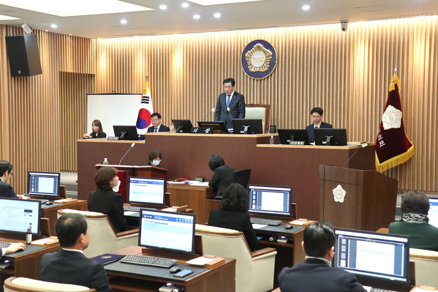 제295회 제2차 정례회 제3차 본회의(폐회식) 10