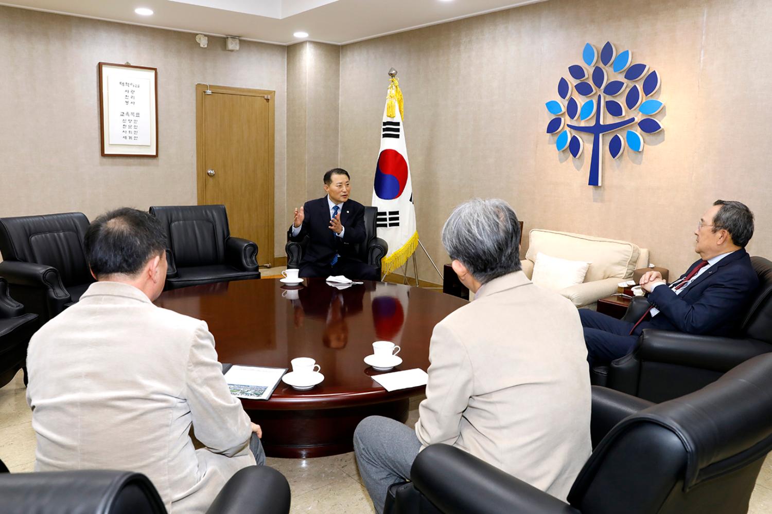 명지대학교 총장님과의 간담회 6