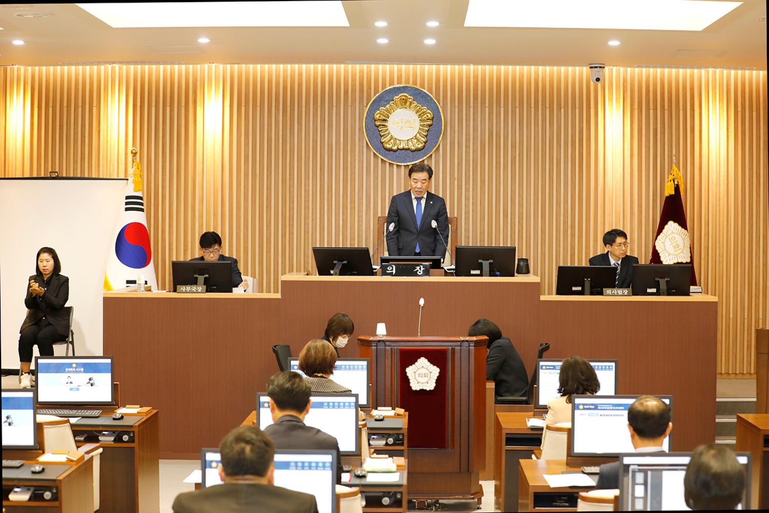 제298회 임시회 제3차 본회의 폐회식 4