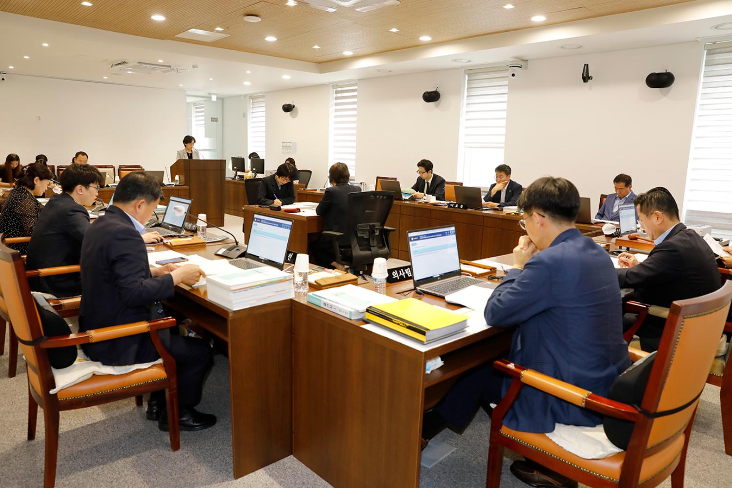 제299회 제1차 정례회 제1차 의회운영위원회 3