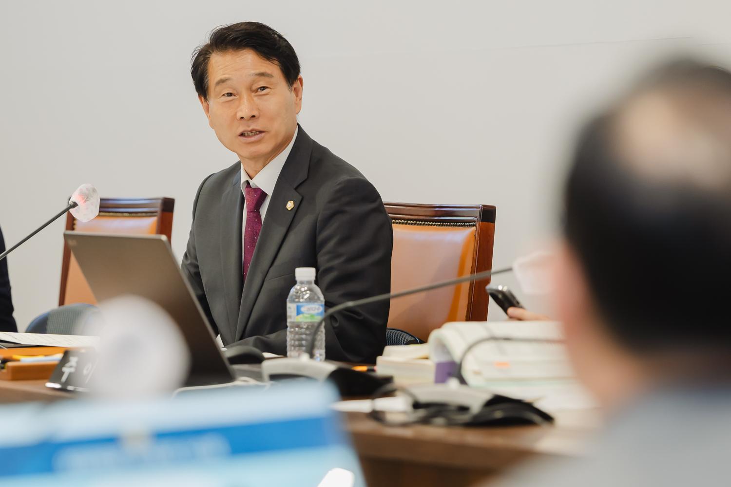 [의회운영위원회] 제302회 임시회 12
