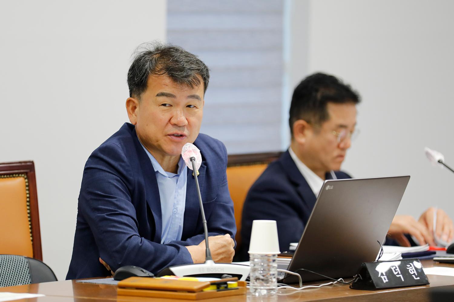 제302회 임시회 제4차 행정복지위원회-조례안 발의 4