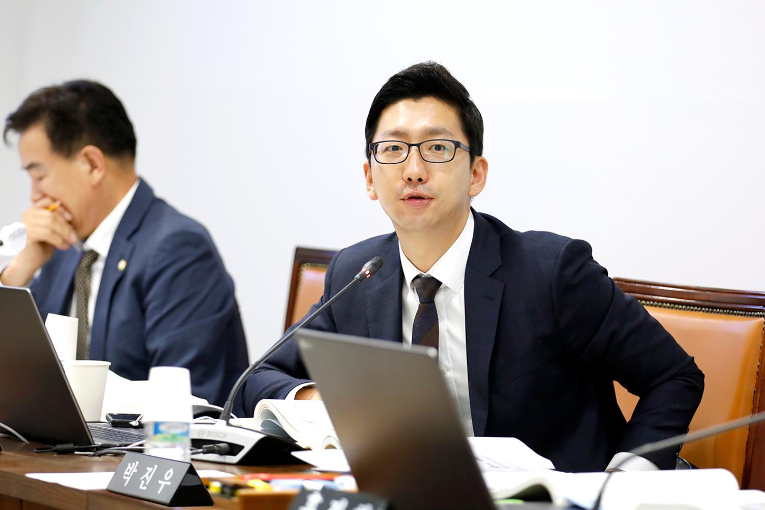 제302회 임시회 제5차 행정복지위원회-추가경정 예산안 심사 12