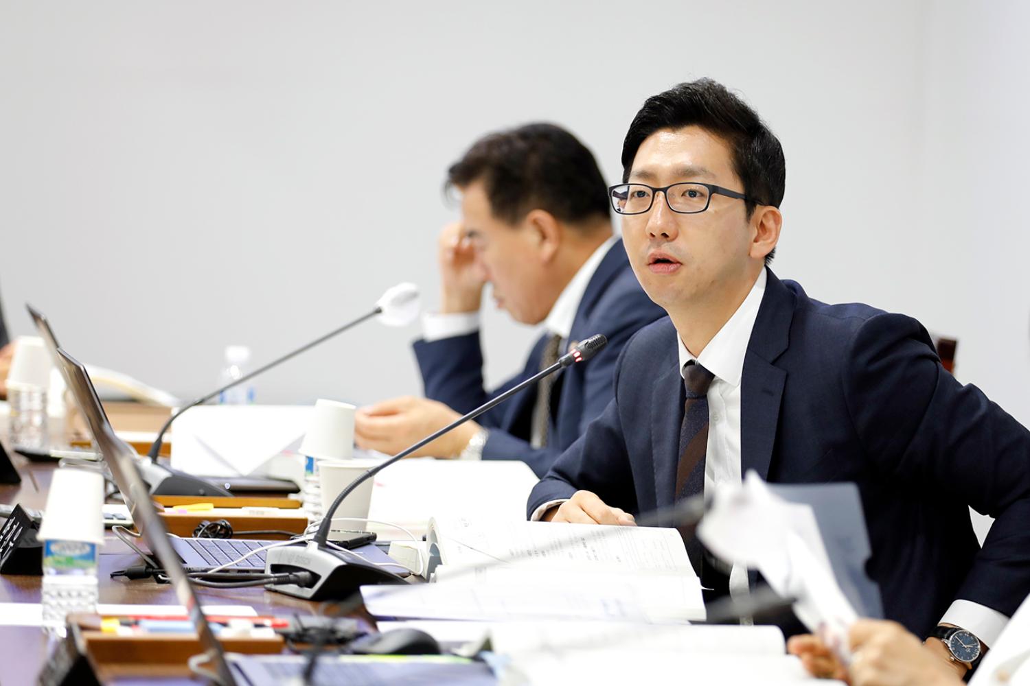 제302회 임시회 제5차 행정복지위원회-추가경정 예산안 심사 13