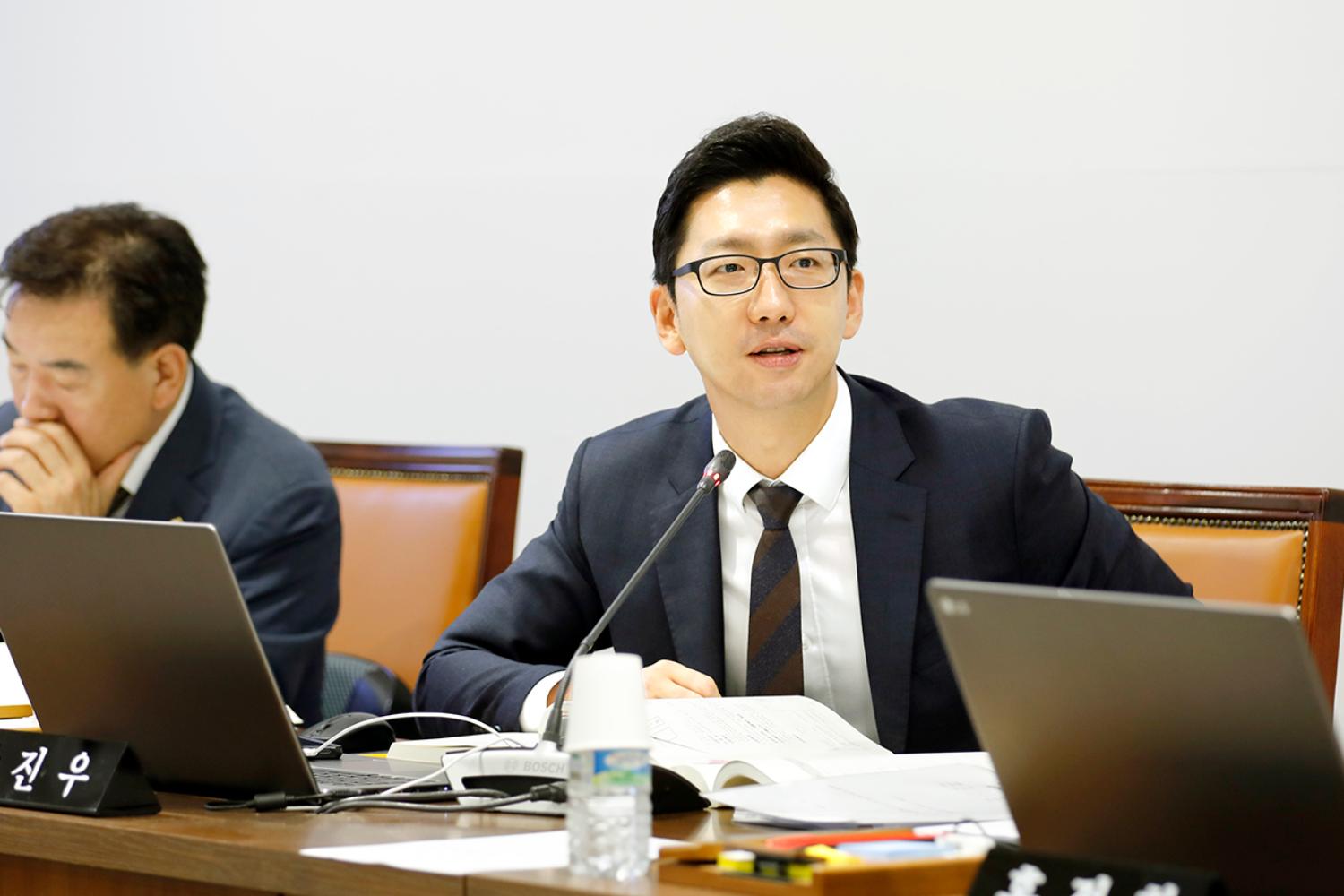 제302회 임시회 제5차 행정복지위원회-추가경정 예산안 심사 14