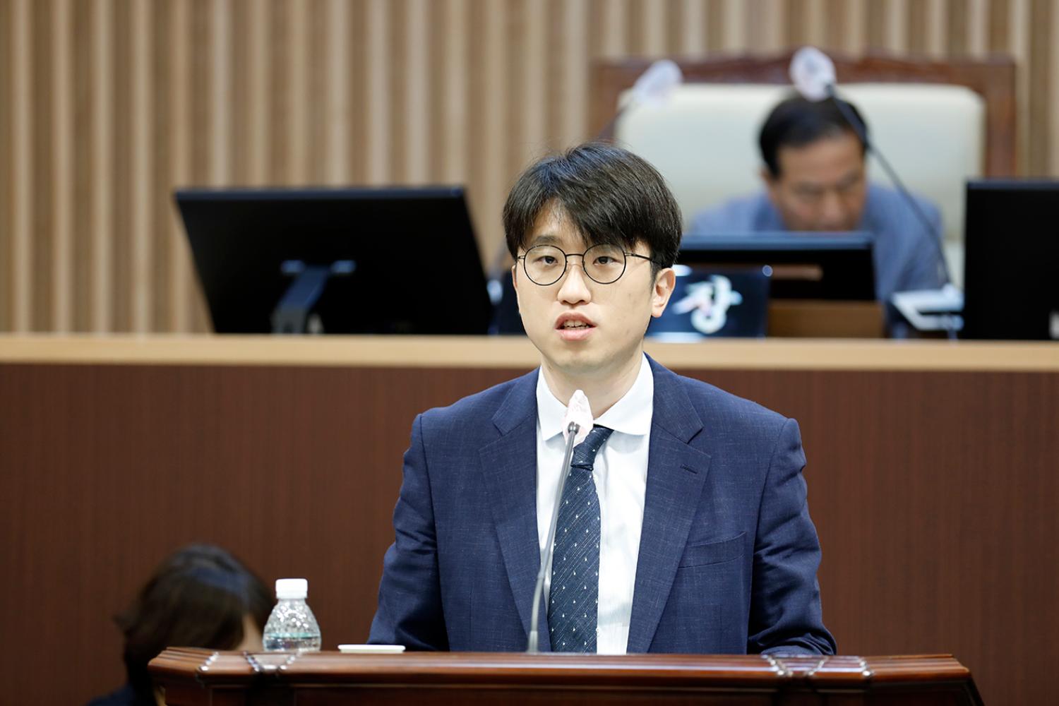제302회 임시회 제2차 본회의 17