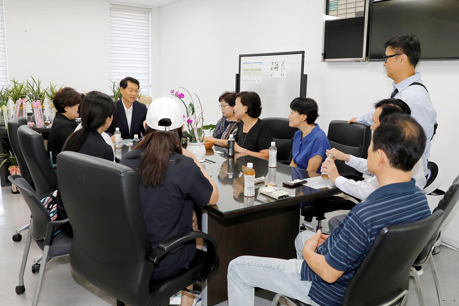 신촌동 직능단체 회장단과의 간담회 3
