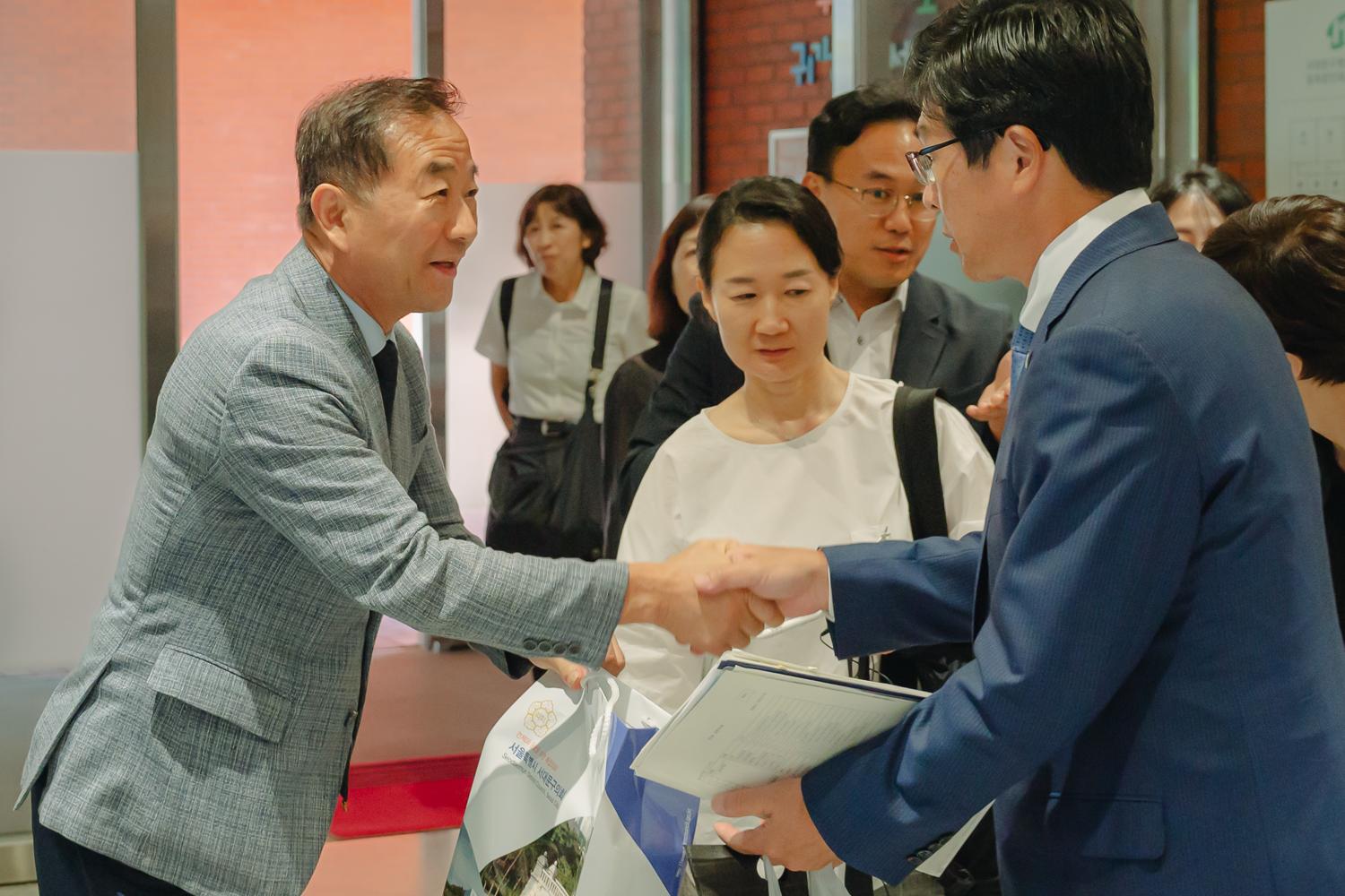 일본 도쿄도 스미다구 대표단 방문 환영식 73