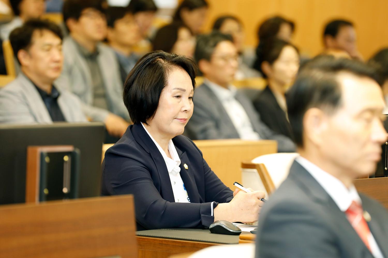 제303회 임시회 제1차 본회의 11