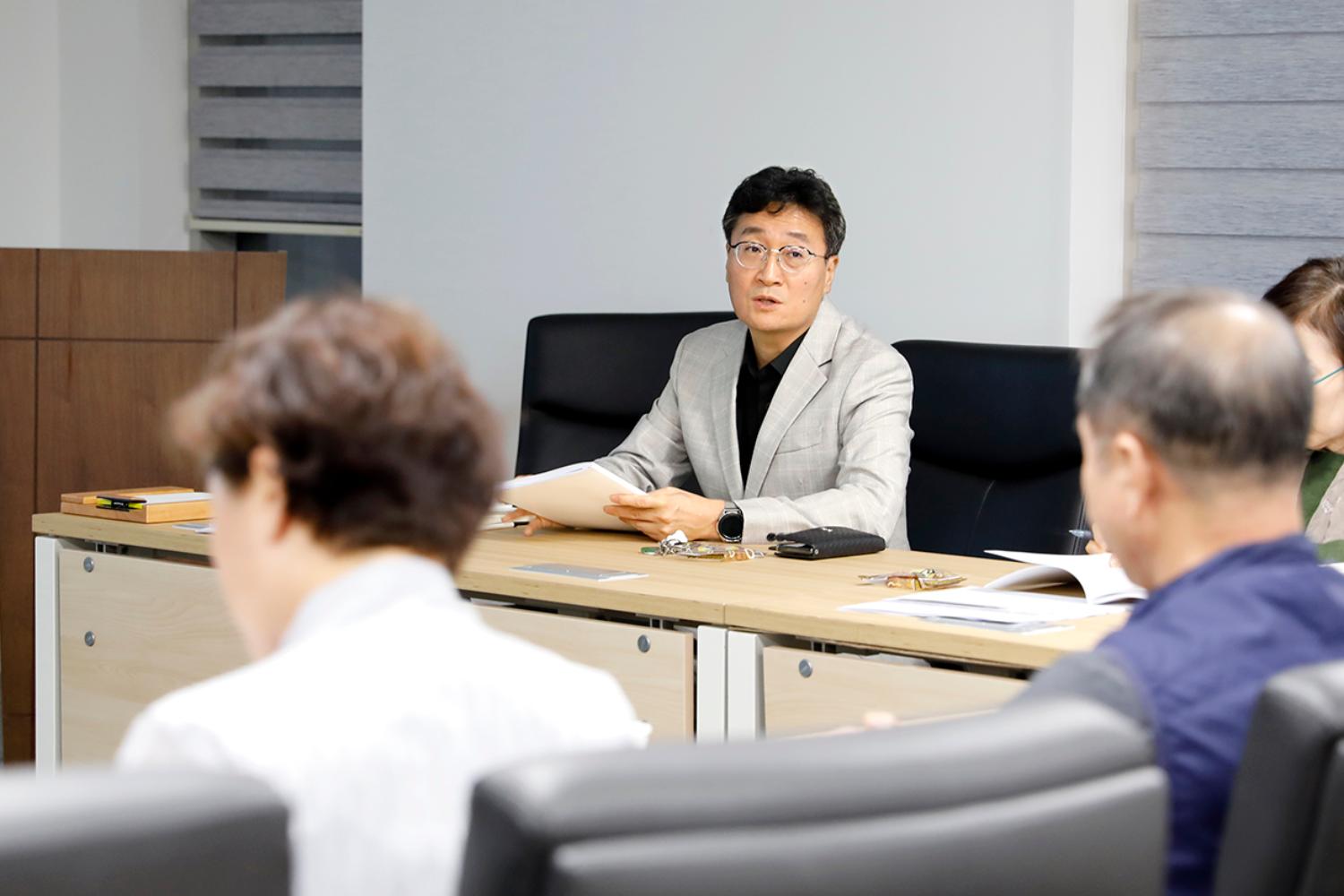 지역특성화발전연구회 연구용역중간보고회 6