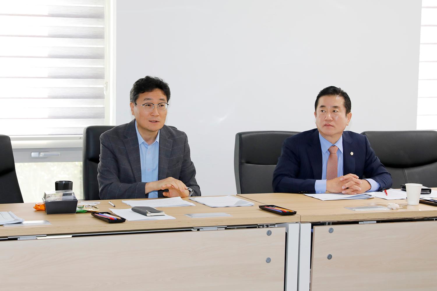 지역 공공의료 활성화 정책연구회 중간보고회 6