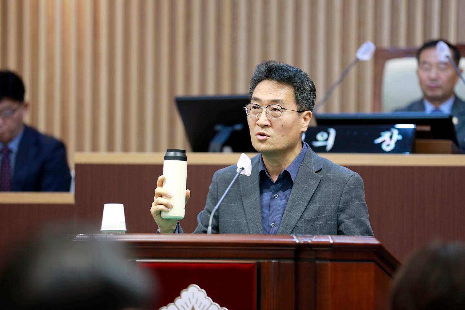 제304회 제2차 정례회 제1차 본회의 19