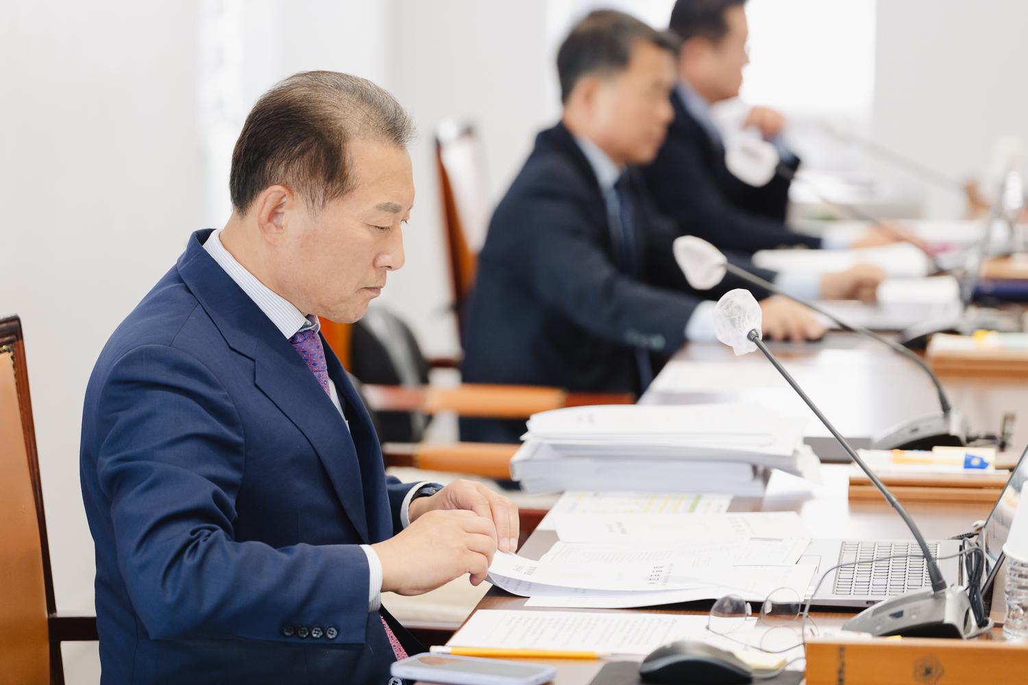 [행정복지위원회] 제304회 제2차 정례회 (구정업무보고·조례안 등 안건심사) 14