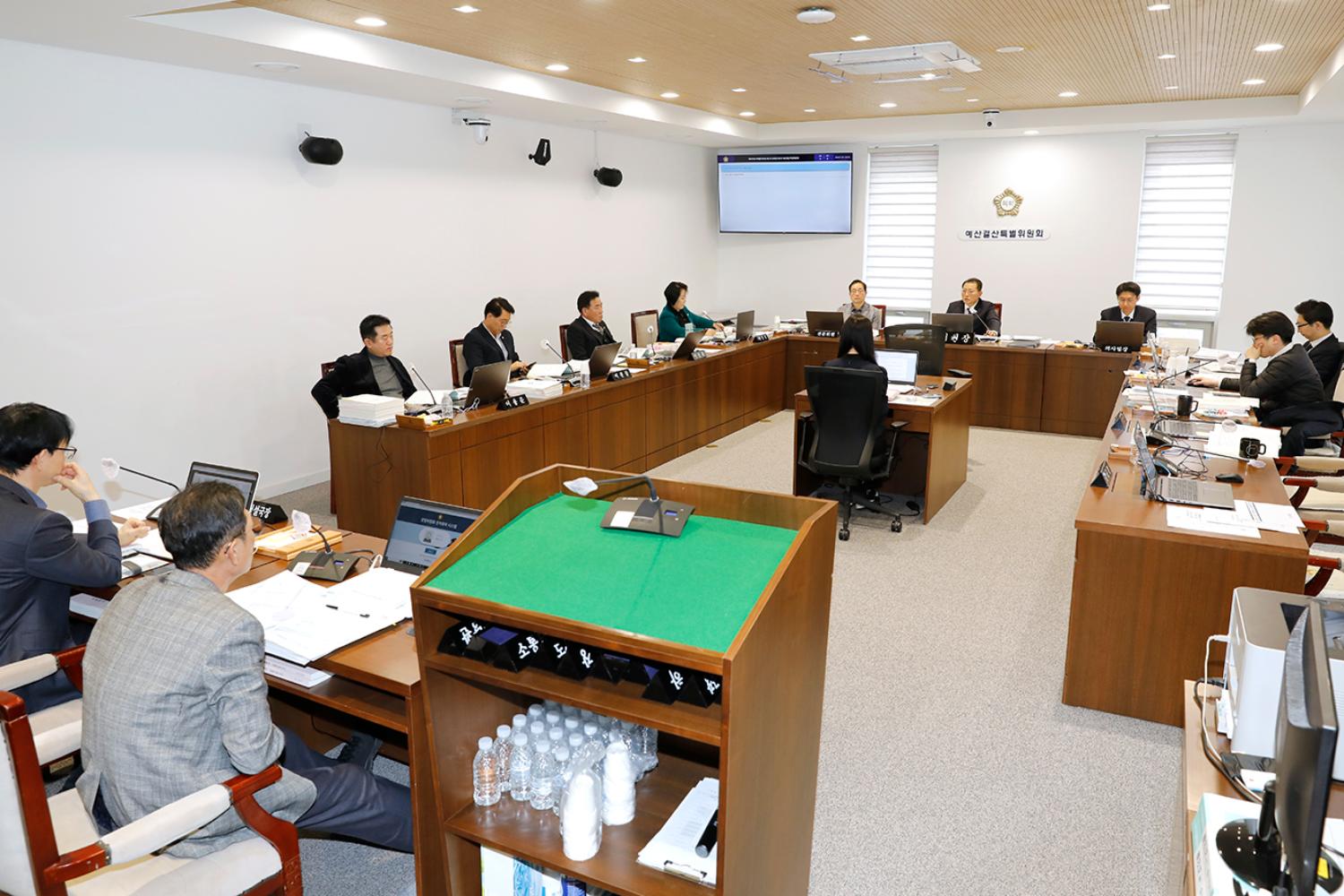 제304회 제2차 정례회 제1차~3차  예산결산특별위원회 26