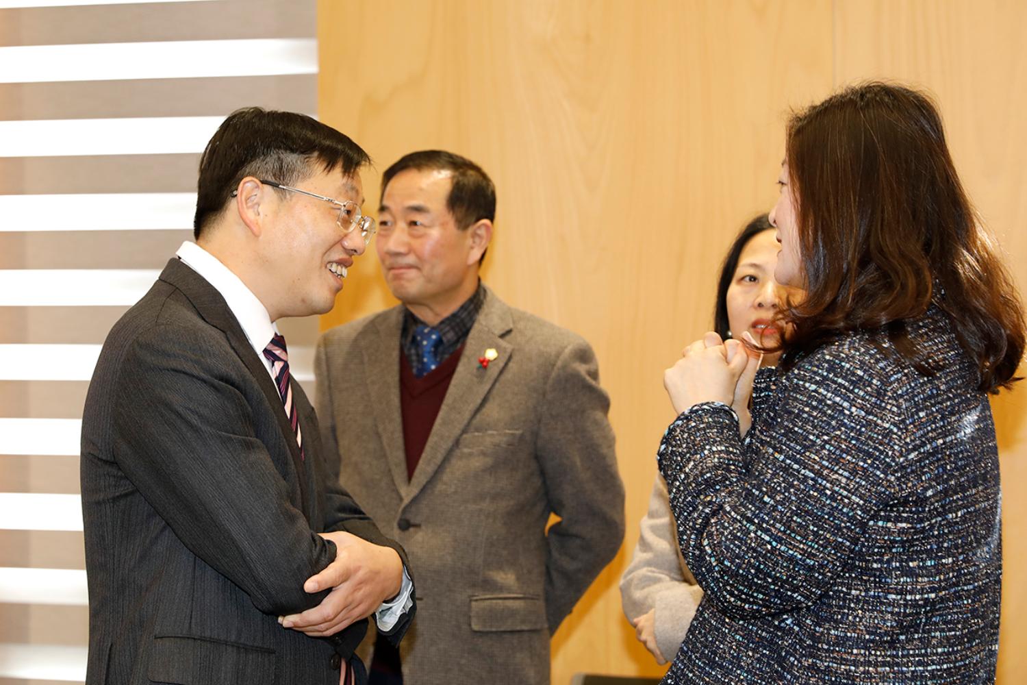 중국 창사시 대표단 서대문구의회 방문 14