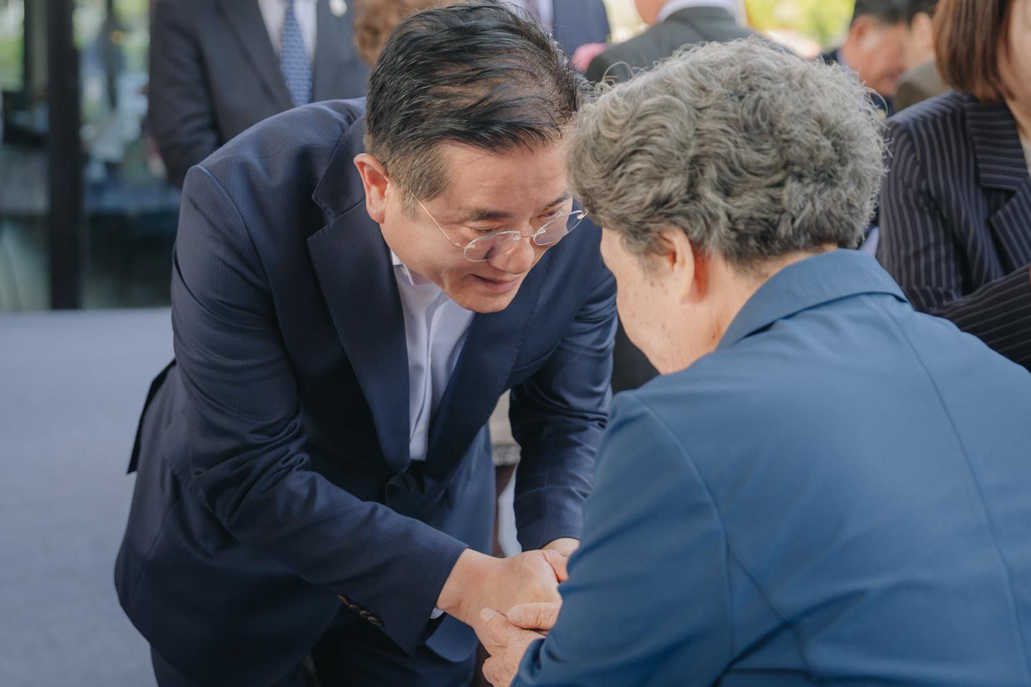 제53회 어버이날 기념행사 25