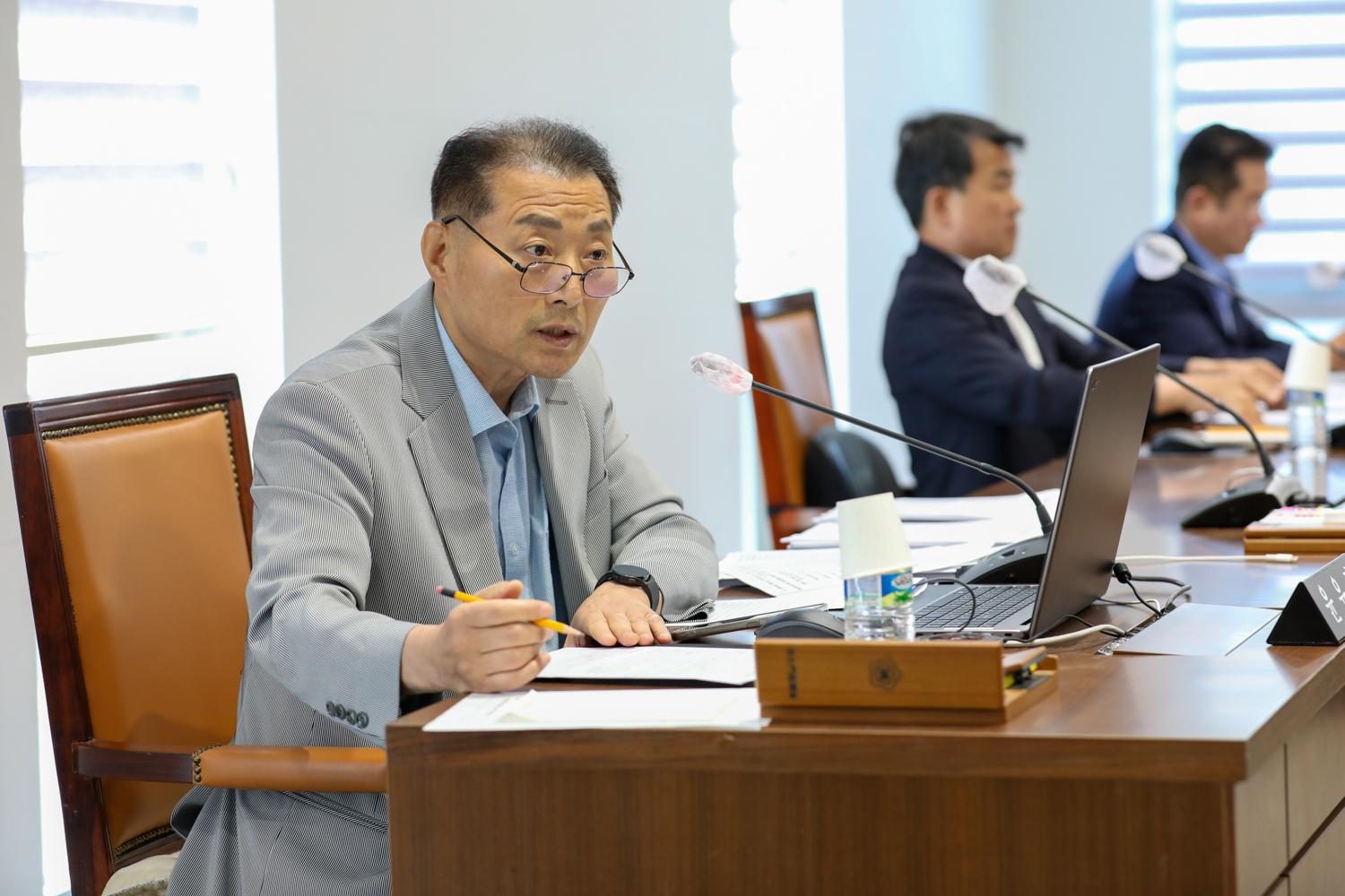 [제4차 행정복지위원회] 제307회 제1차 정례회 24