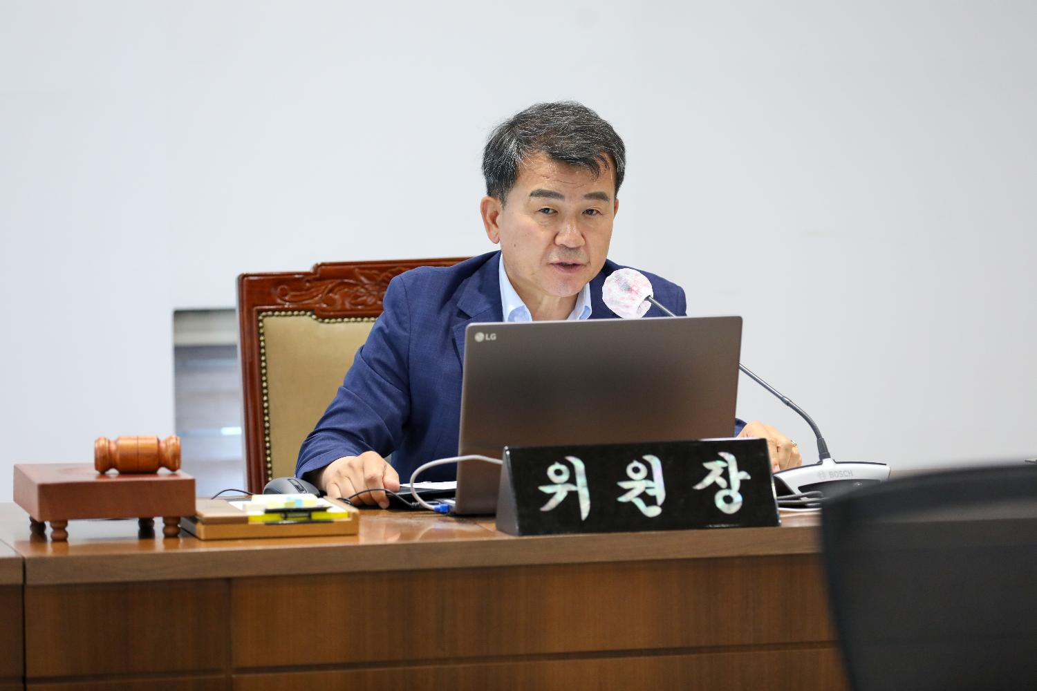 [제3차 의회운영위원회] 제307회 제1차 정례회 폐회중