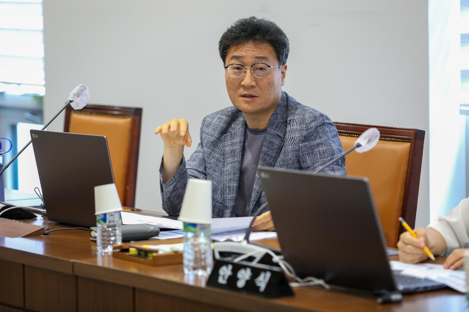 [제3차 의회운영위원회] 제307회 제1차 정례회 폐회중 5