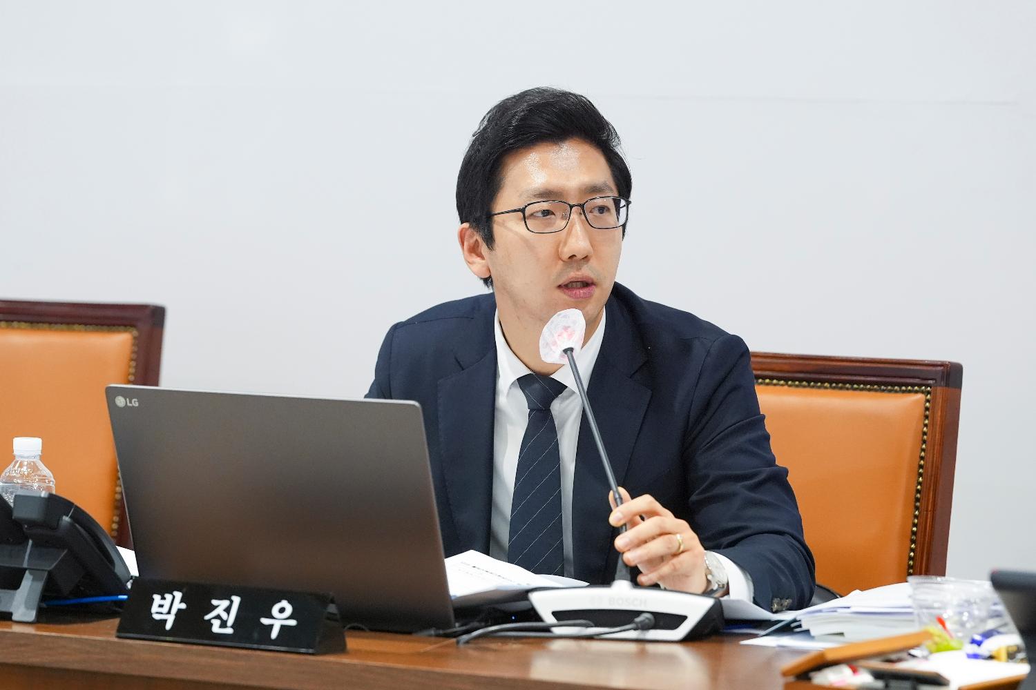 [행정복지위원회 행정사무감사 8일차] 제310회 서대문구의회 제2차 정례회 10